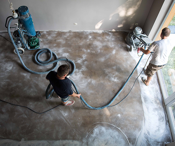Cleaning Rust & Stains From Commercial Buildings