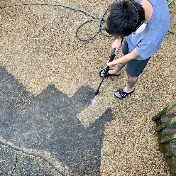 Cleaning Stains Off Wall in Tri Cities TN